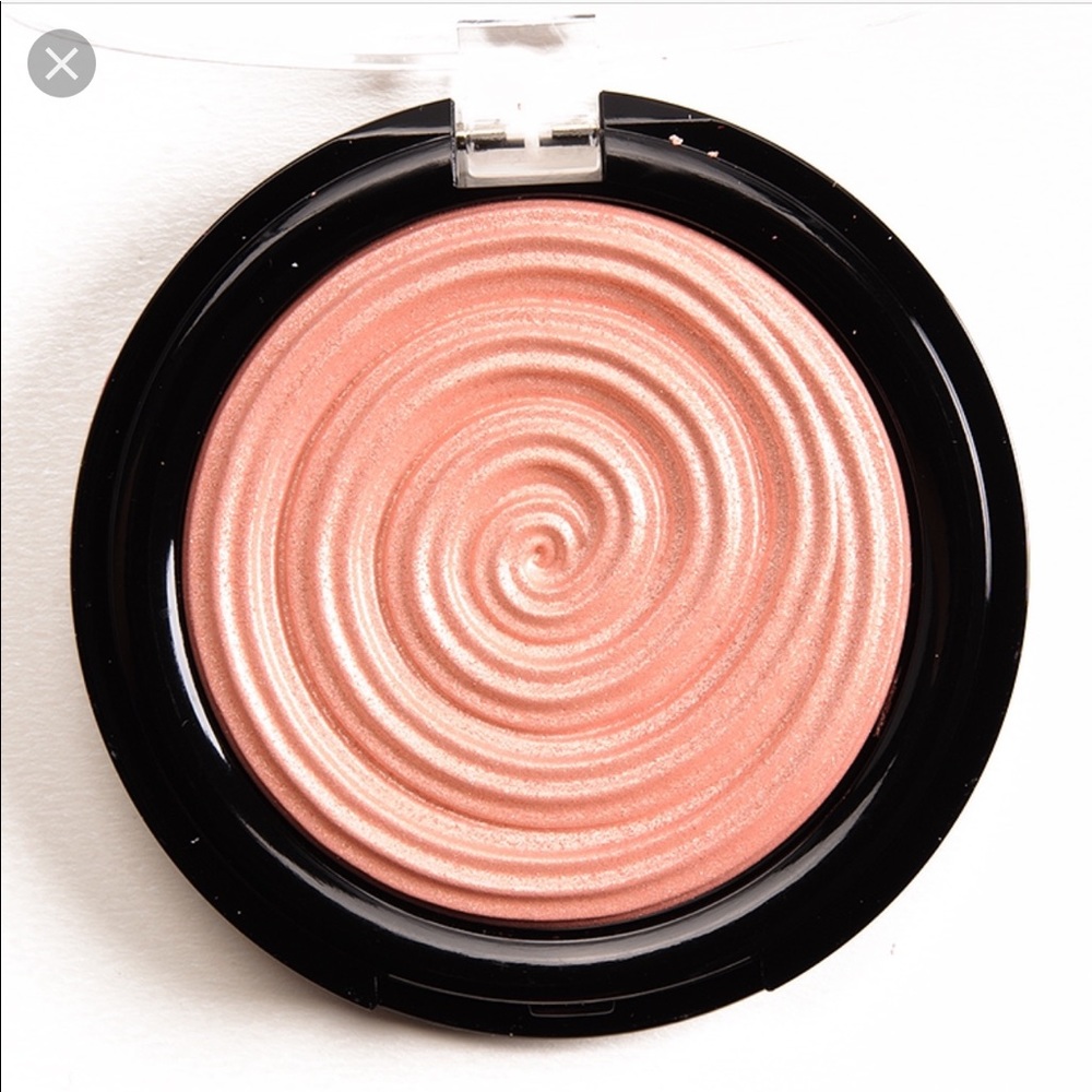 Laura Geller gelato swirl illuminator peach glow - Picture 3 of 5